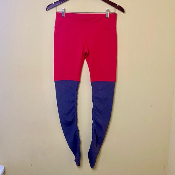 Alo Yoga Legging High-Waist Highlight Goddess Red Grey Size Small - Picture 1 of 8